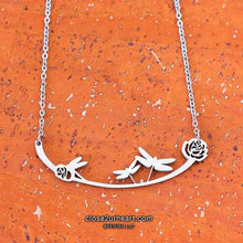 Load image into Gallery viewer, Close to Ur Heart Necklace